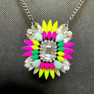 New York and Company bright and bold necklace